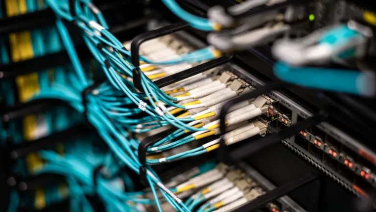 US DDoS Protection Server – Advanced Cyber Threat Defence 1 US DDoS protection server